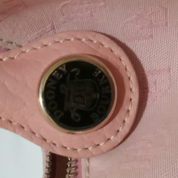 Dooney Bourne bag - Picture 2 of 7